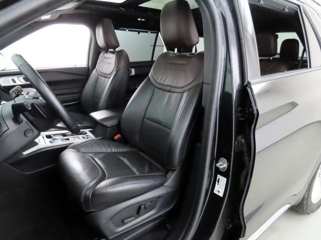 Ford Explorer Platinum Plug in Hybrid