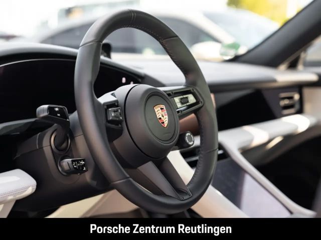 Porsche Taycan 4