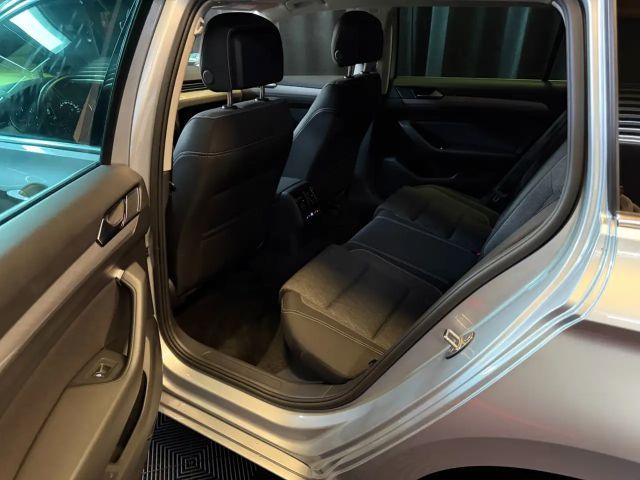 Volkswagen Passat Business DSG Variant