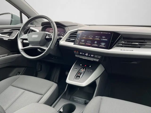 Audi Q4 e-tron Sb basis 125 LRH SHZ KAM ACC