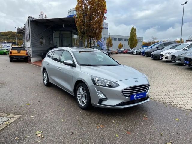 Ford Focus Cool & Connect EcoBoost Wagon