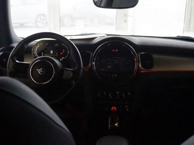 MINI Cooper COOPER 1,5 CAMDEN LEDER NAVI LED SHZ TEMPOMAT 17"