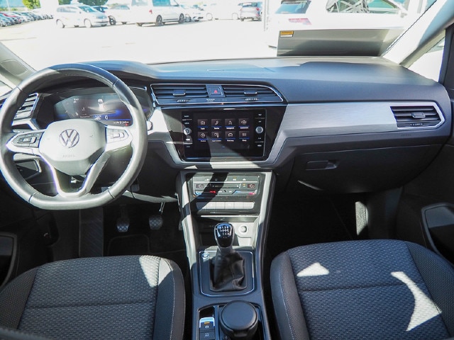 Volkswagen Touran 1.5 TSI Comfortline