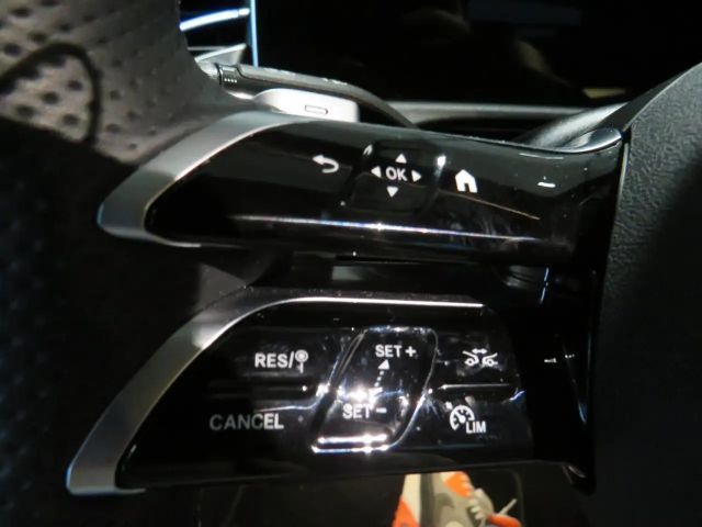 Mercedes-Benz E 220 AMG Line E 220 d Sedan