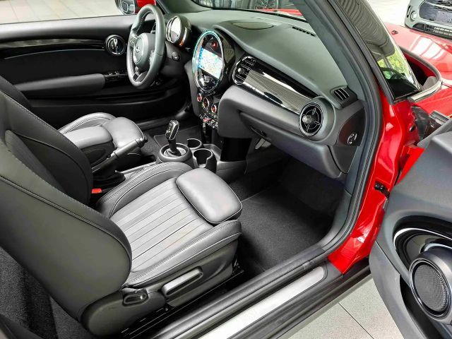 MINI Cooper Cabrio Aut. Navigation CarPlay SportLeder Yours Trim