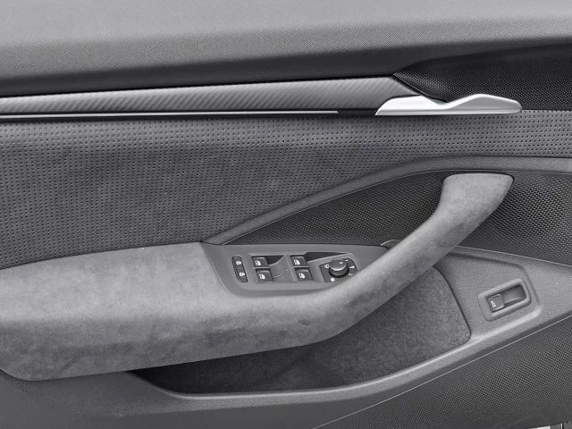 Skoda Superb 2.0 TDI Combi Sportline