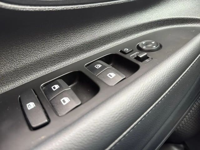 Hyundai i20 1.0 Hybrid Trend