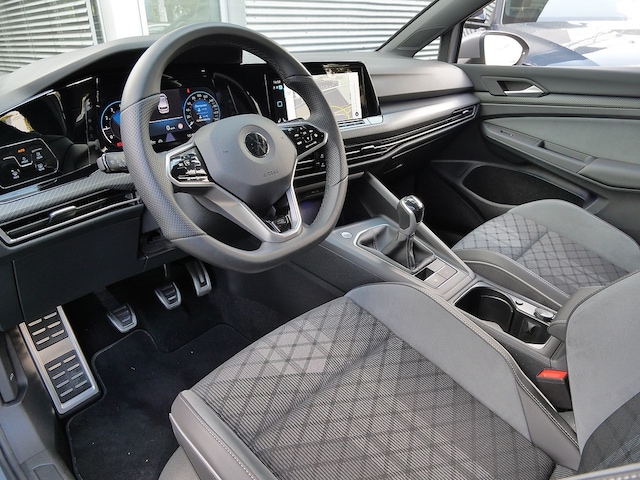 Volkswagen Golf 1.5 TSI R-Line