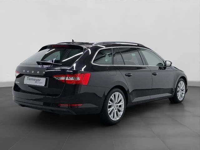 Skoda Superb 2.0 TDI Combi