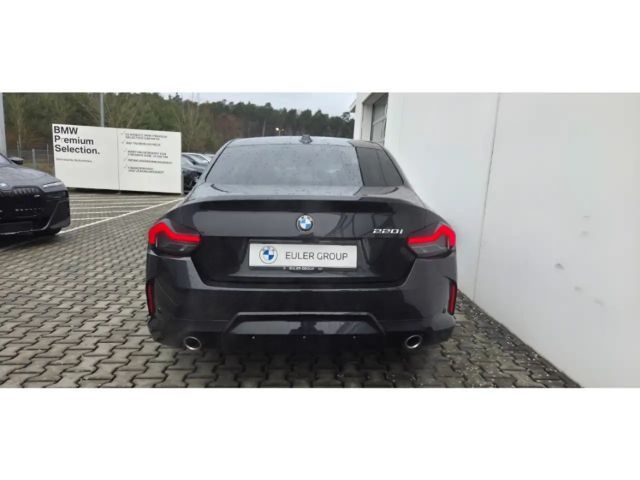BMW 220 220i Coupé M-Sport