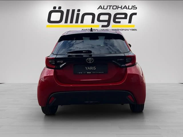 Toyota Yaris Active Hybride VVT-i