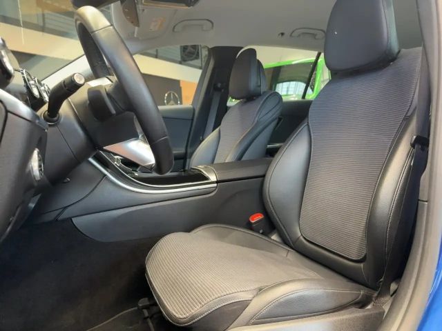 Mercedes-Benz C 200 AVANTGARDE Estate