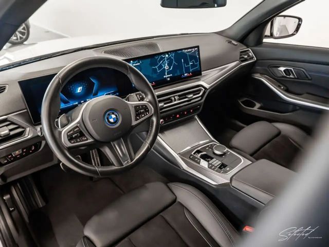 BMW 320 320e M-Sport xDrive