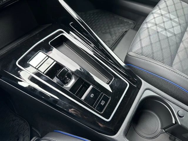 Volkswagen Golf DSG Sport