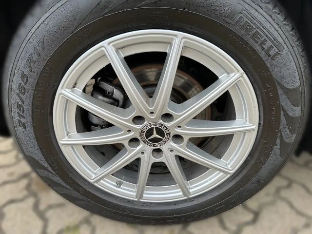 Mercedes-Benz GLB 200 4MATIC GLB 200 d Style