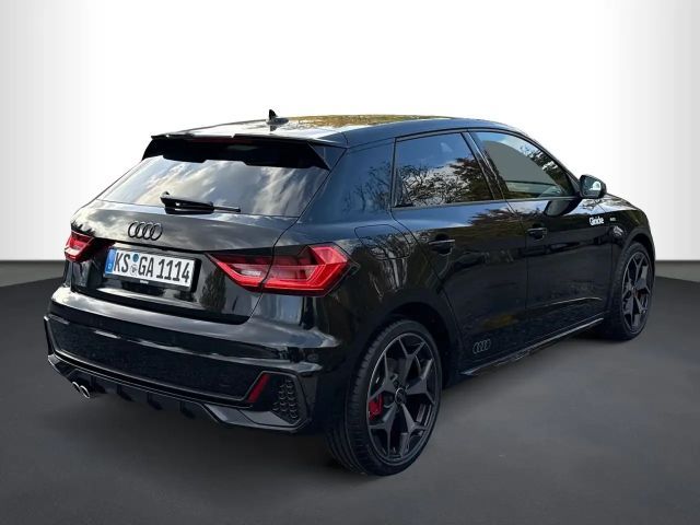 Audi A1 2.0 TFSI S-Line