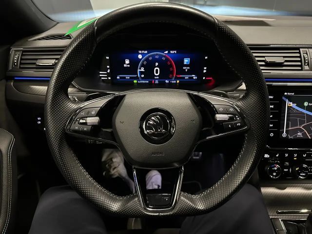 Skoda Superb 4x4 Combi Sportline