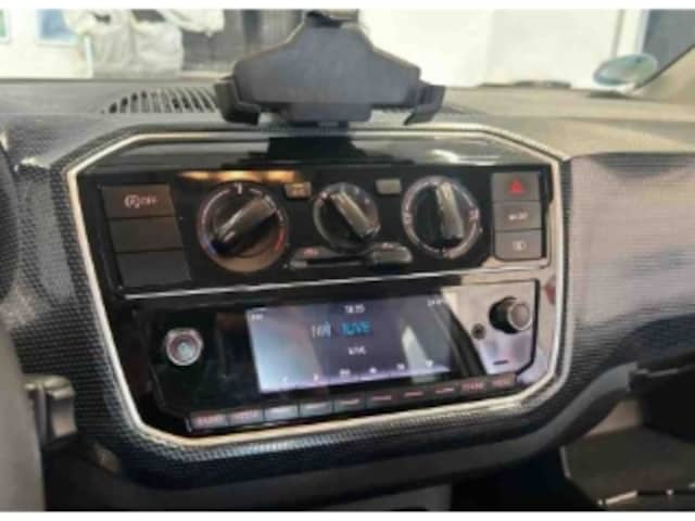 Volkswagen up! Move Move up!