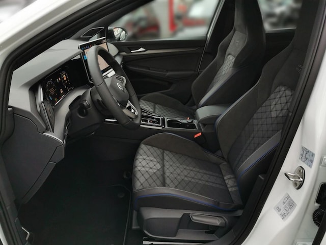 Volkswagen Golf 1.5 eTSI R-Line