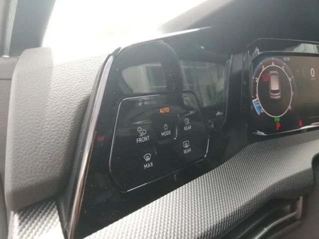 Volkswagen Golf 2.0 TSI GTI