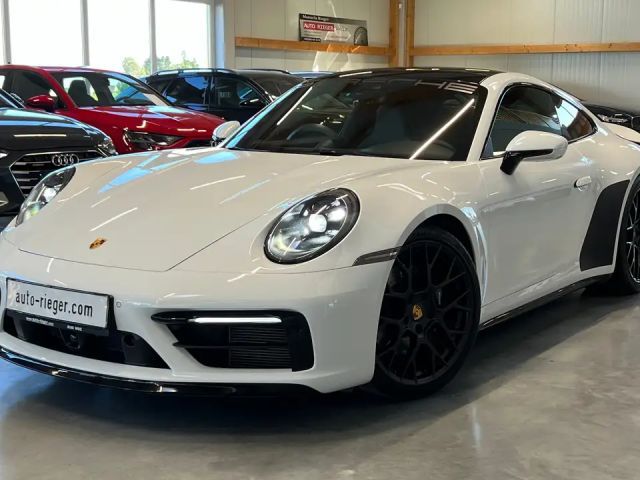 Porsche 911 4S Carrera Coupé