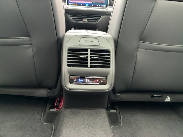 Volkswagen Passat R-Line eHybrid