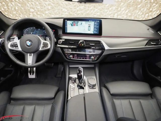 BMW 530 530d Touring xDrive