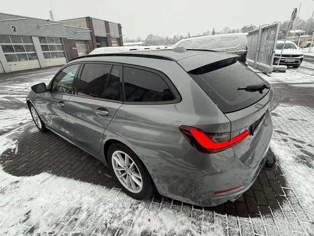 BMW 320 320d Touring xDrive