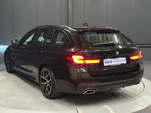 BMW 520 520d M-Sport Touring