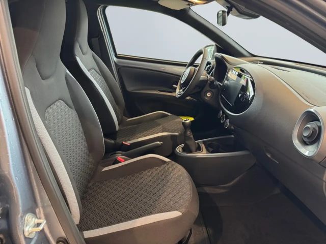 Toyota Aygo X Bi-Tone Hatchback