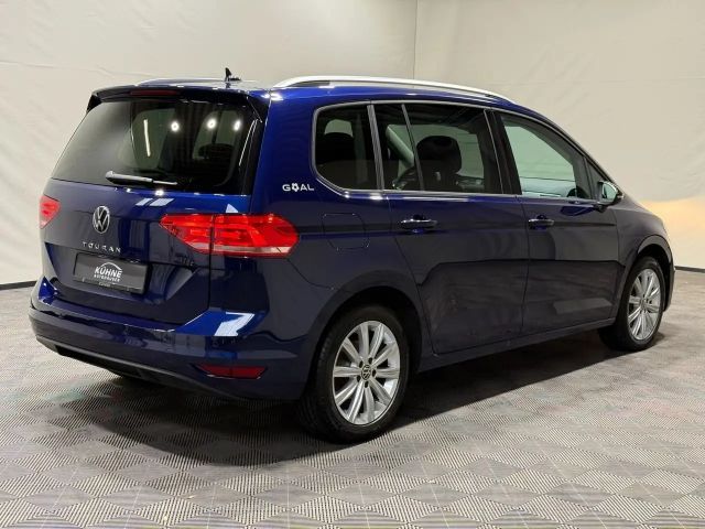 Volkswagen Touran 1.5 TSI DSG