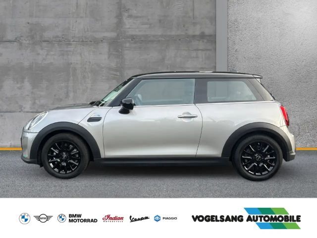 MINI Cooper Classic Trim,Tempomat,L&MFelgen,LEDScheinw.