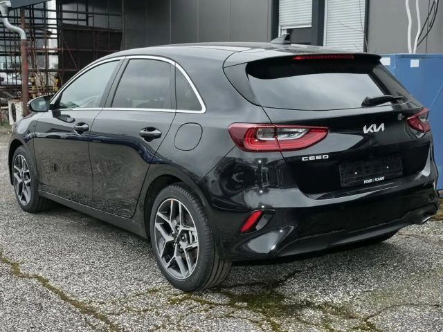 Kia Ceed 1.5T 140 ULTIMATE STYLE JBL