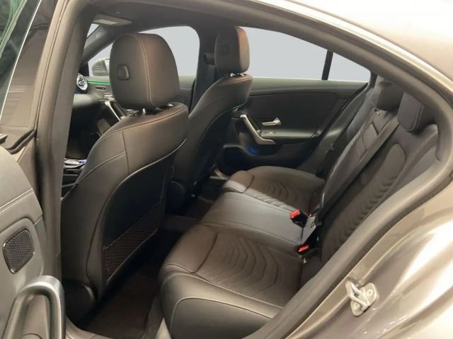 Mercedes-Benz CLA 200 Coupé