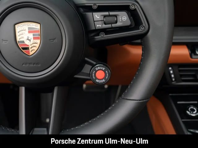Porsche 992 4 Cabrio Carrera GTS