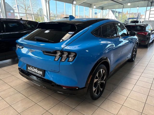 Ford Mustang Mach-E AWD Extended range