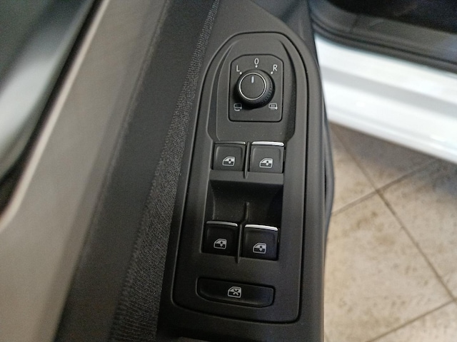 Volkswagen Golf 2.0 TDI DSG Golf VIII IQ.Drive