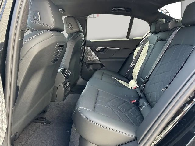 BMW 540 540d M-Sport Sedan xDrive