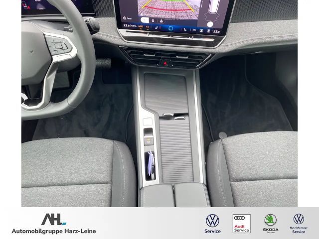 Volkswagen Passat 1.5 eTSI DSG Variant