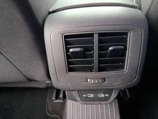 Volkswagen T-Roc 1.0 TSI R-Line