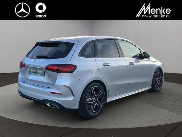 Mercedes-Benz B 220 AMG Line B 220 d Sedan
