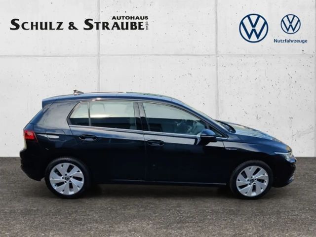 Volkswagen Golf 2.0 TSI Golf VIII IQ.Drive Style