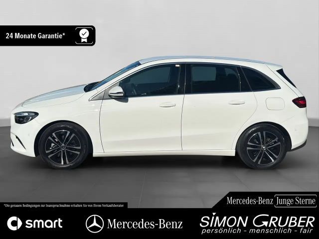 Mercedes-Benz B 200 Progressive Sedan
