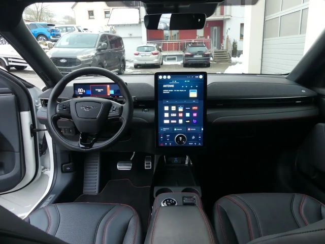 Ford Mustang Mach-E AWD Premium