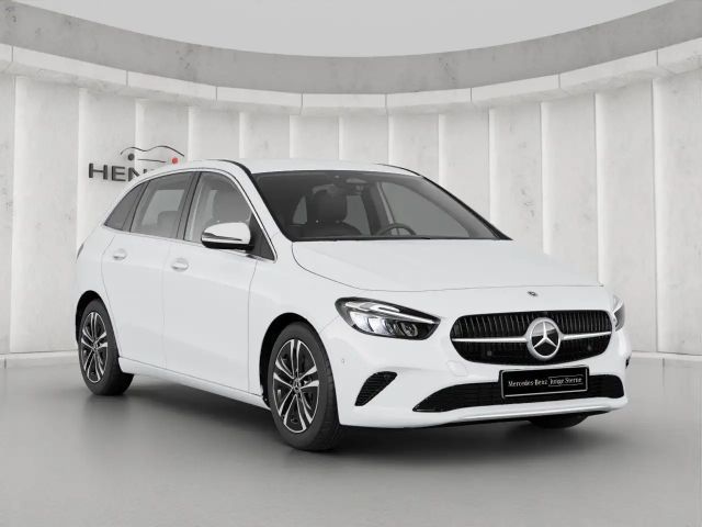Mercedes-Benz B 200 Progressive Sedan