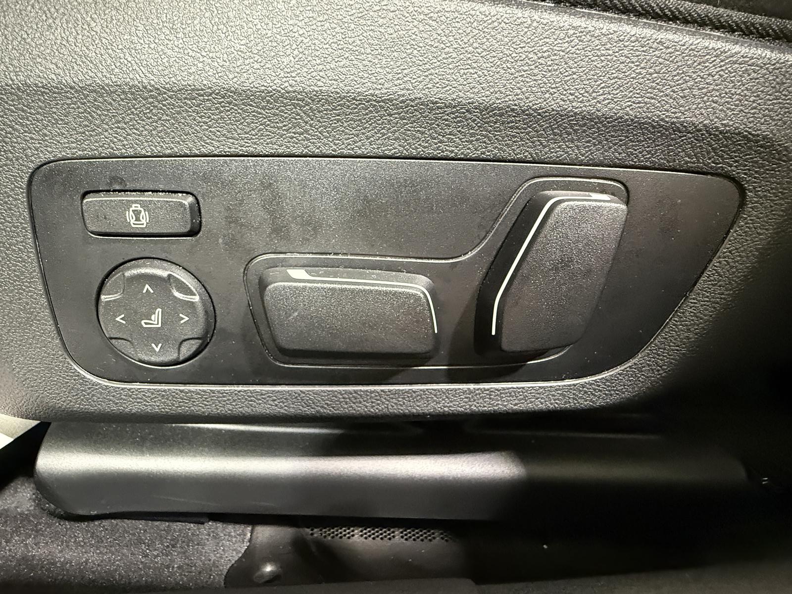 BMW 330 330d M-Sport Touring xDrive