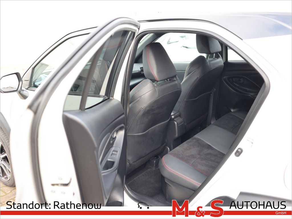 Toyota Yaris Cross 5-deurs Bi-Tone GR