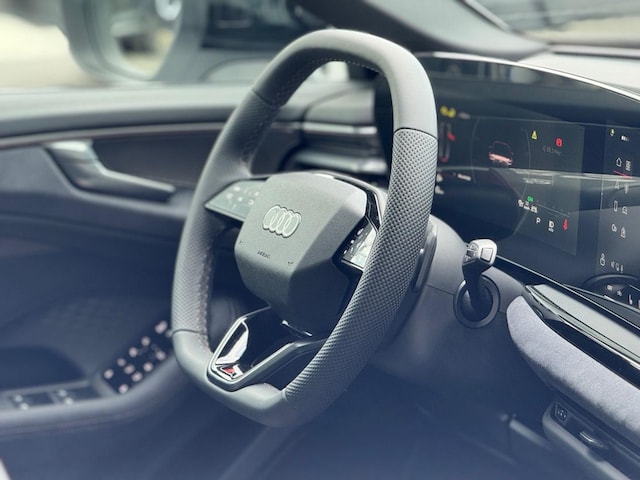 Audi A6 e-tron Avant Quattro