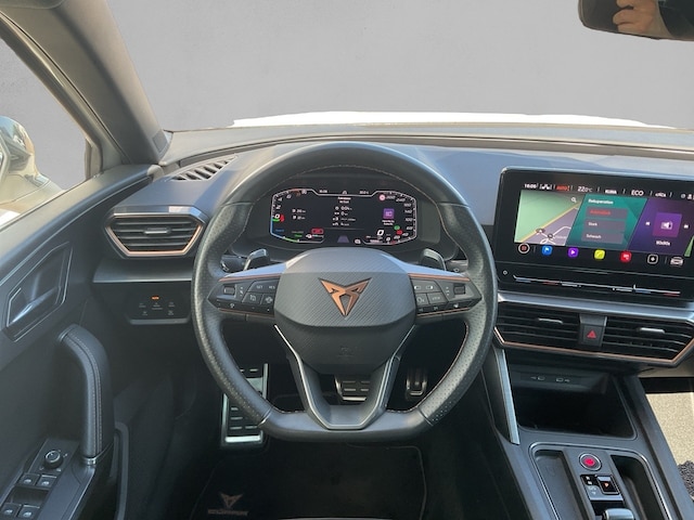 Cupra Leon Cupra Leon 1,4 TSI e-Hybrid LED+KEYLESS+KAMERA