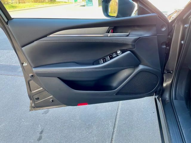 Mazda 6 Exclusive-line